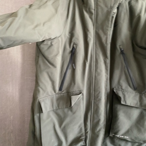 Jacket - Picture 3 of 9